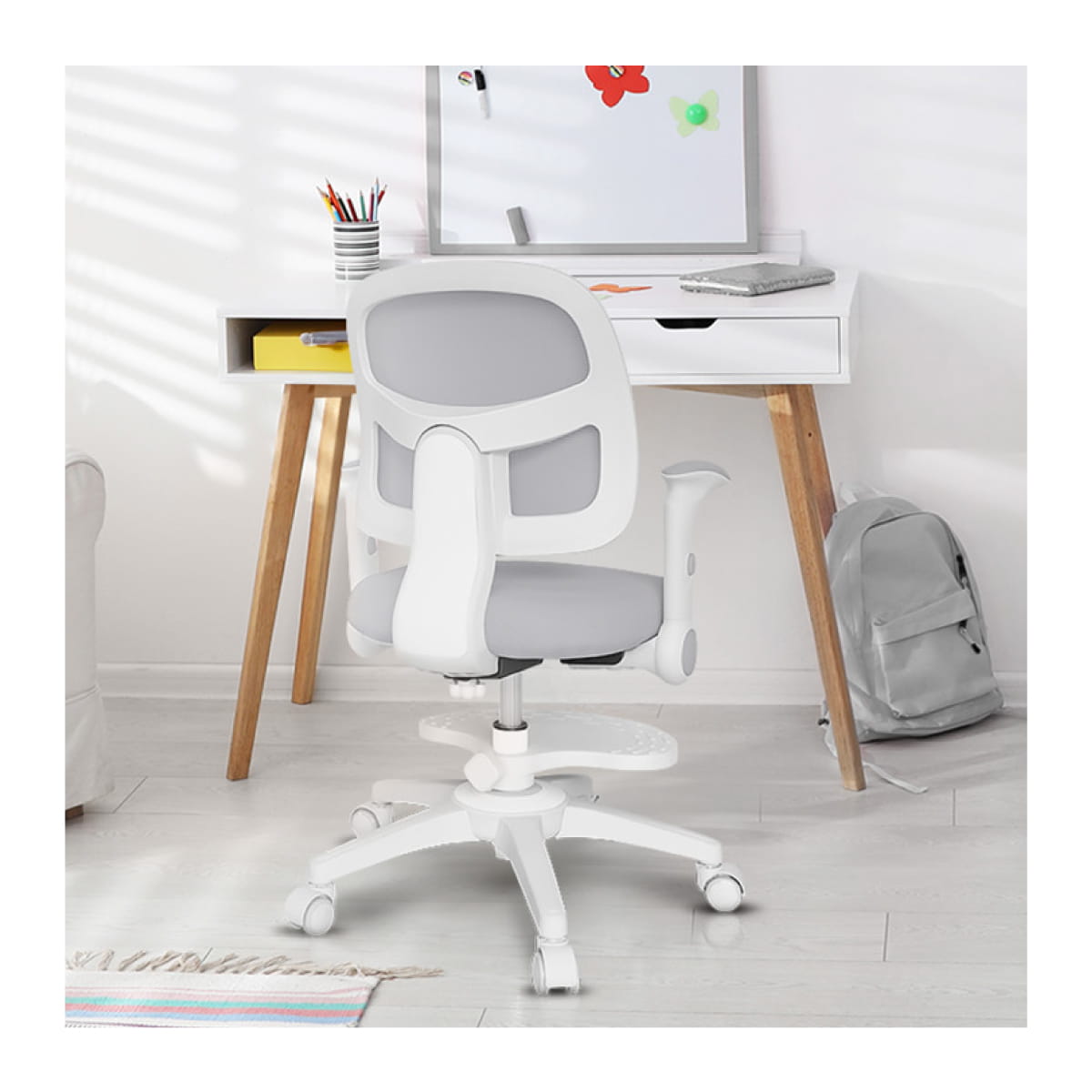 Otočná židle Mark Adler JUNIOR 5.0 šedá 