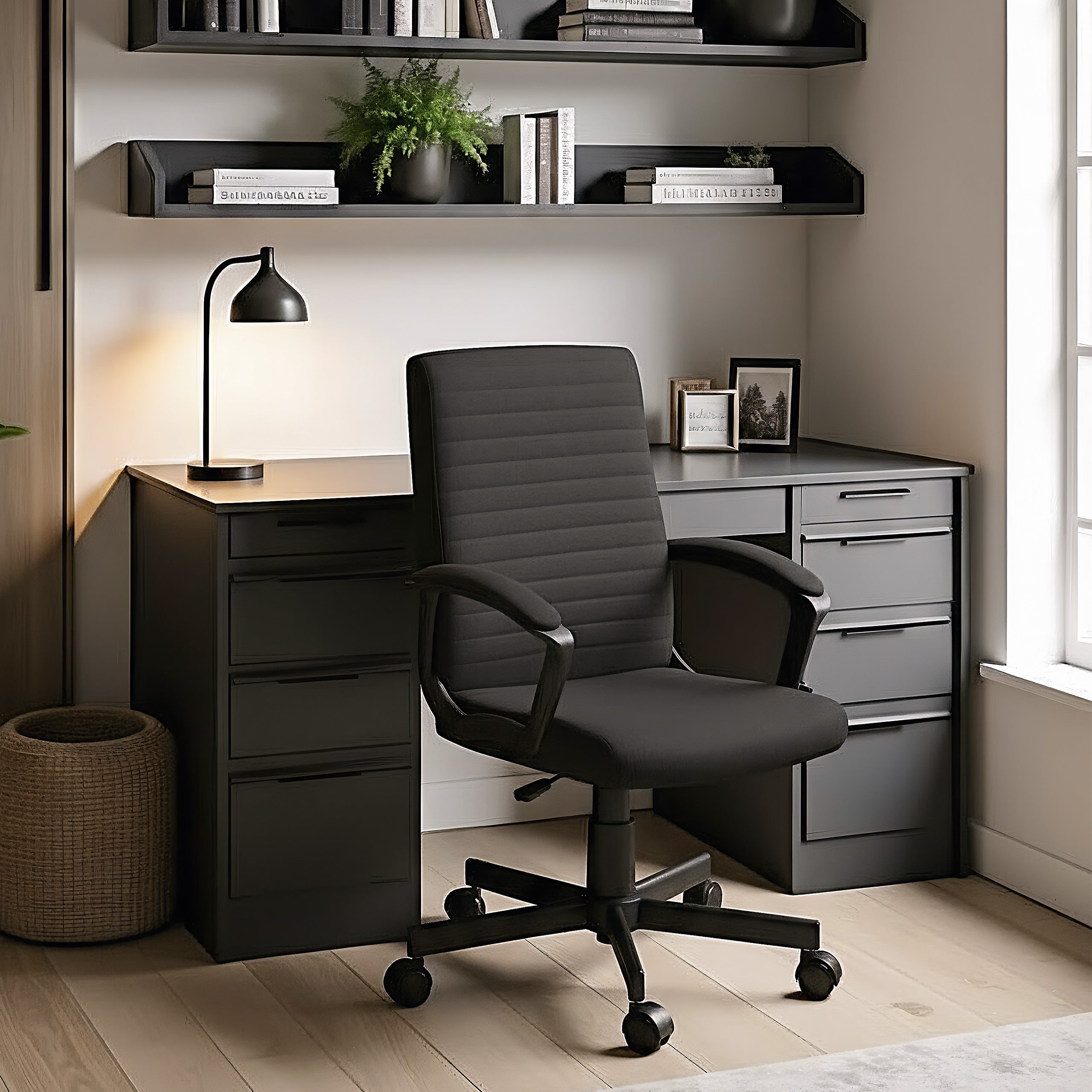 Kancelářská židle Mark Adler Boss 2.5 černá 