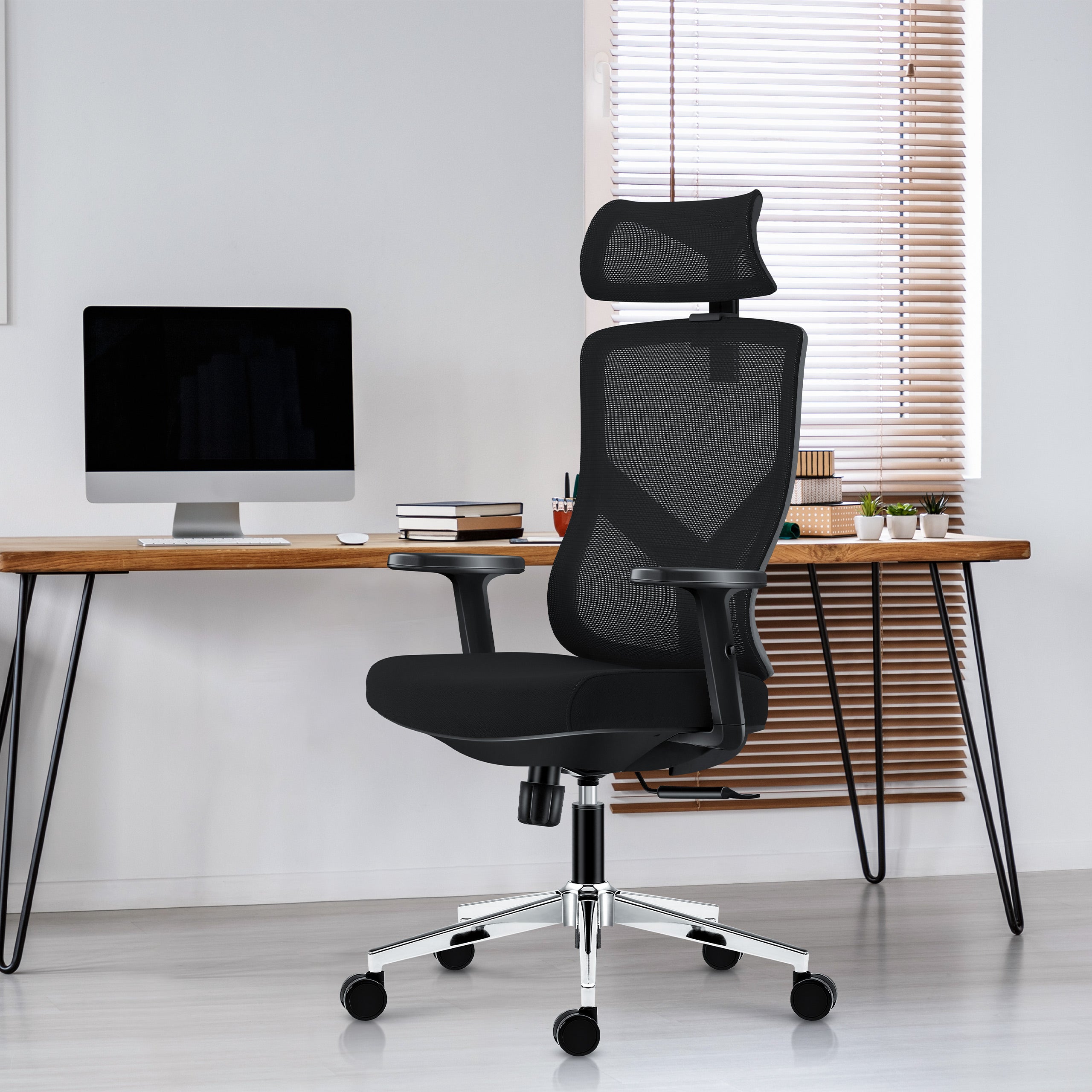 Ergonomická židle Mark Adler Manager 3.3, černá 