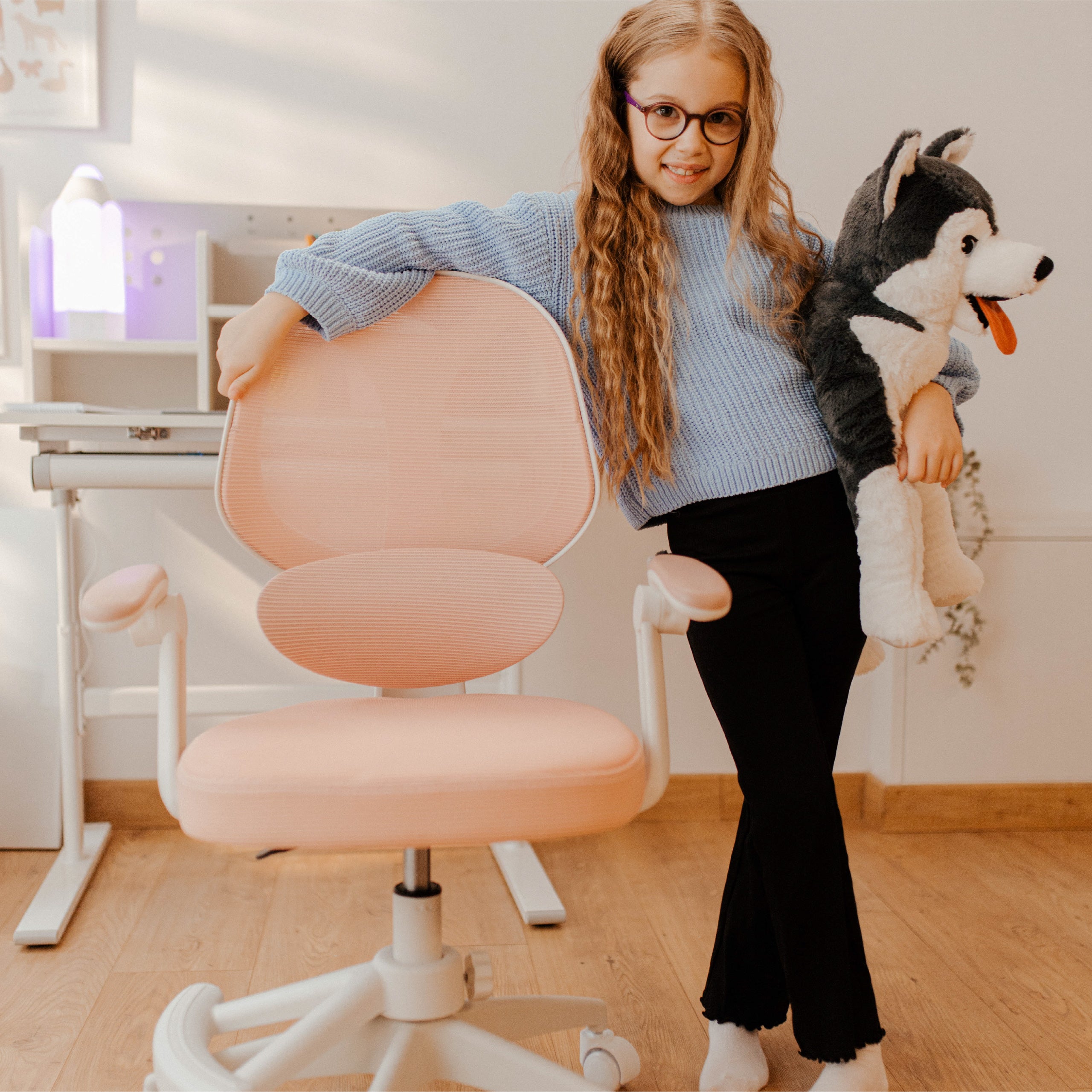 Dětská kancelářská židle Mark Adler Junior 4.5 růžová