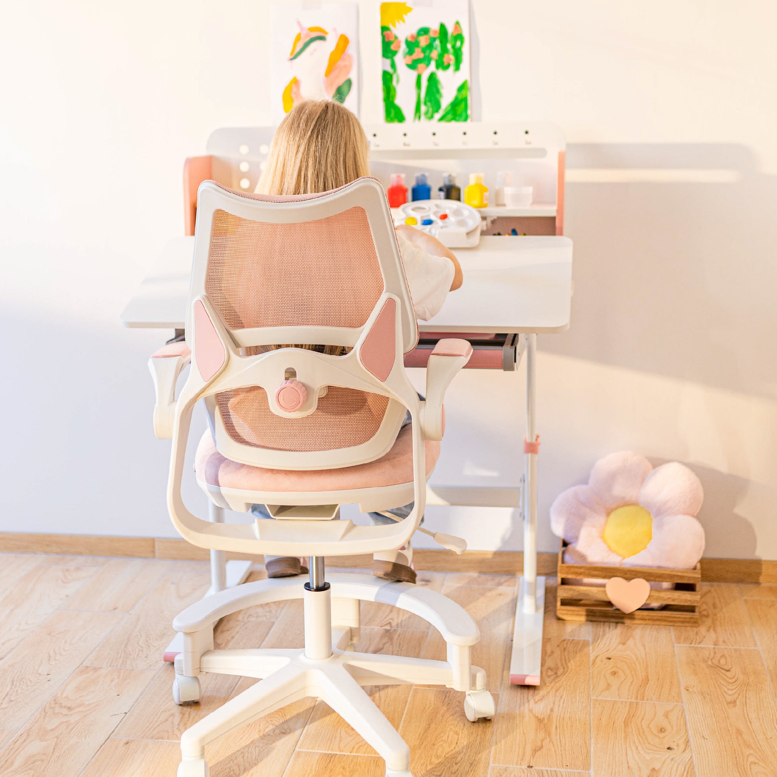 Dětská židle k psacímu stolu Mark Adler Junior 5.7 Pink