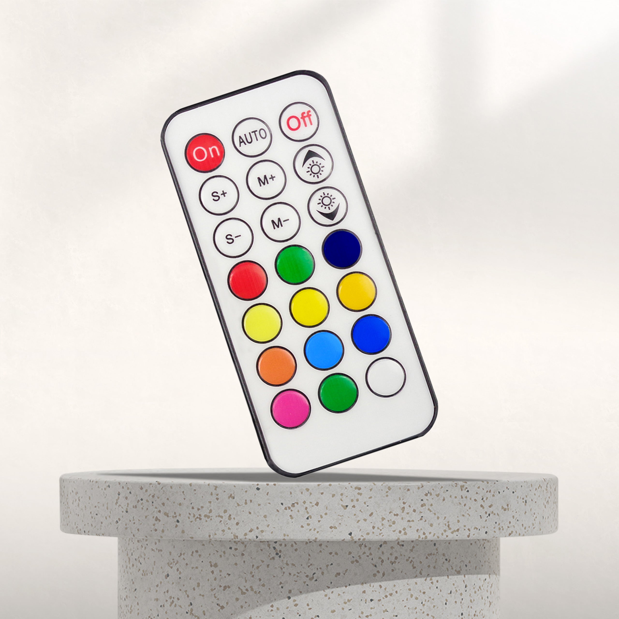 Ovládá se pohodlným dálkovým ovladačem