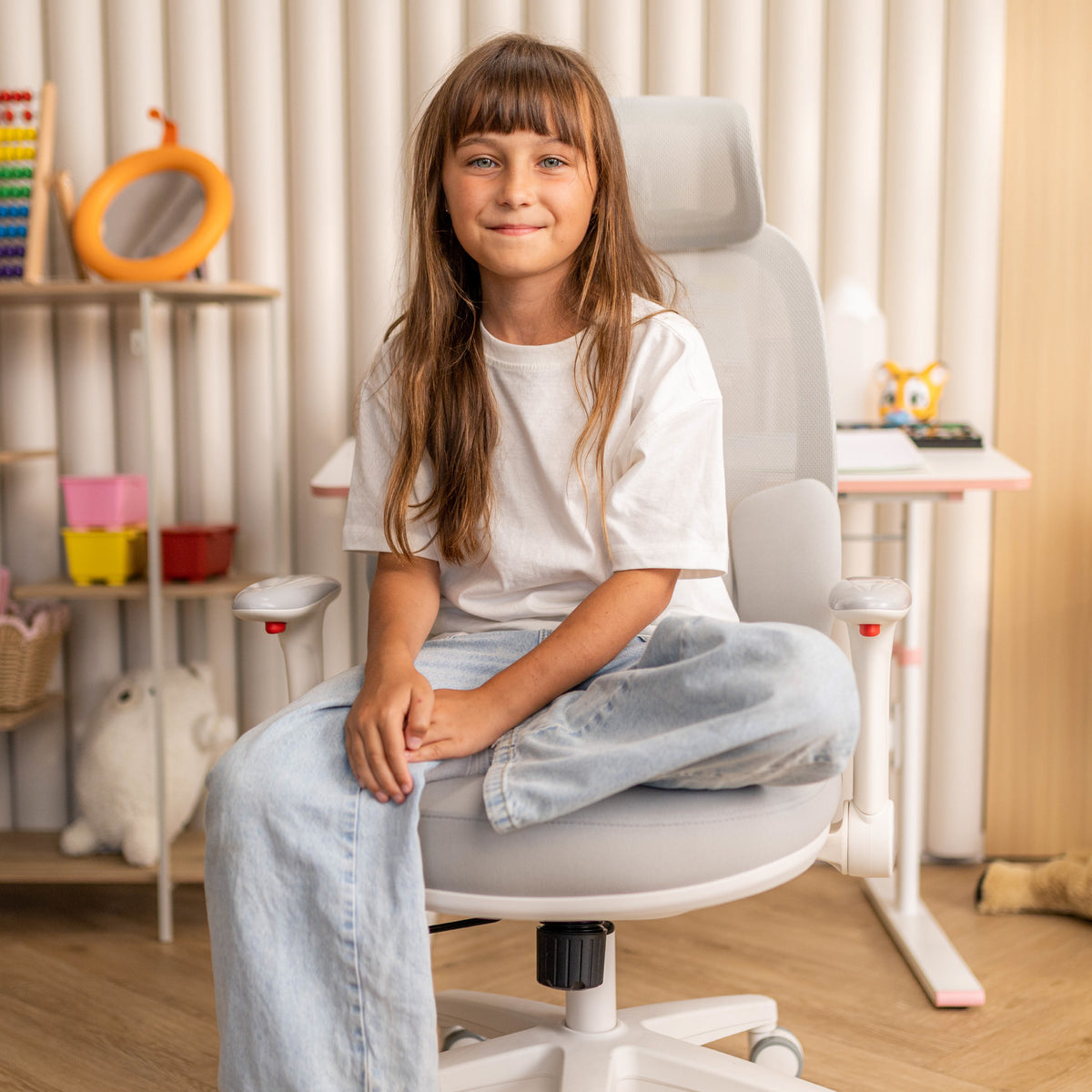 Dětská ergonomická židlička Mark Adler Junior 6.3 šedá